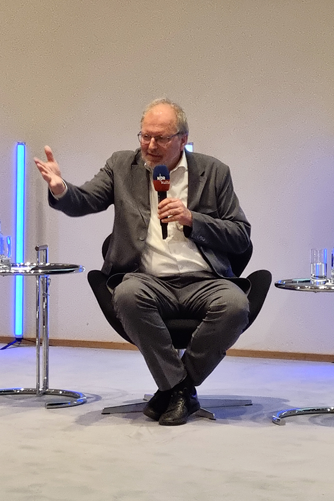 Heinz Peter Meidinger, ehemaliger Präsident des Deutschen Lehrerverbandes, ist zu sehen